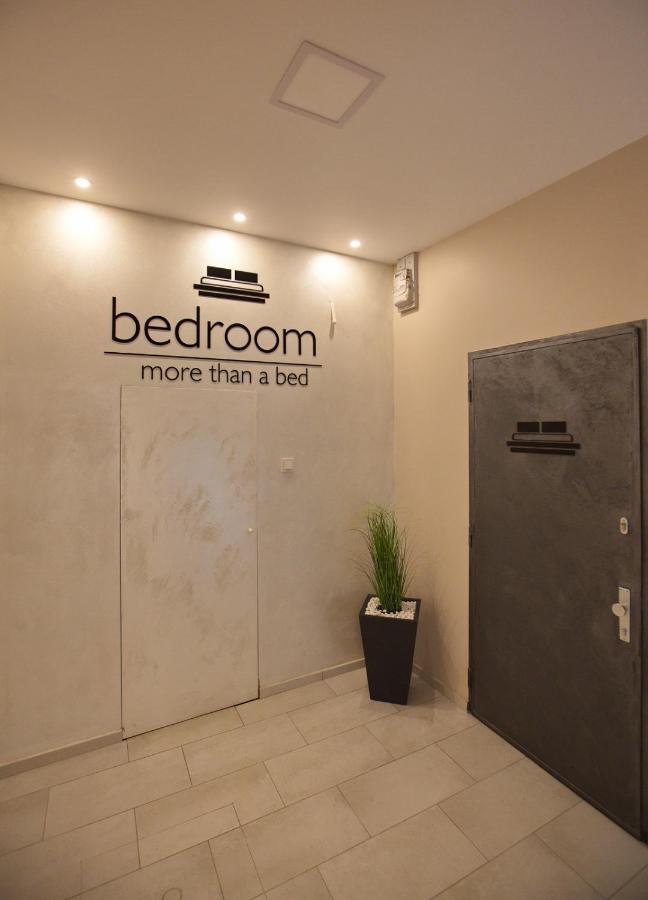 Bedroom More Than A Bed Zagreb Exterior foto